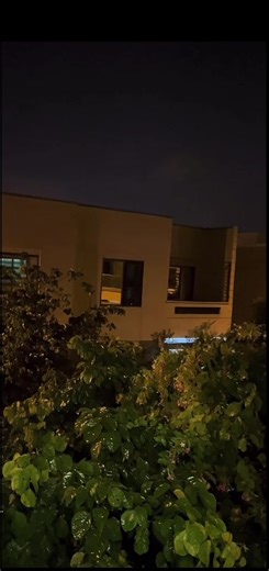 Raat aayi wai tu nah ayeh kahen🖤 #rain