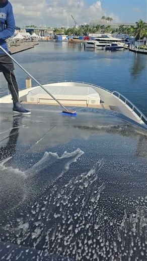 DiTEC's New Elite Boat Wash in Action