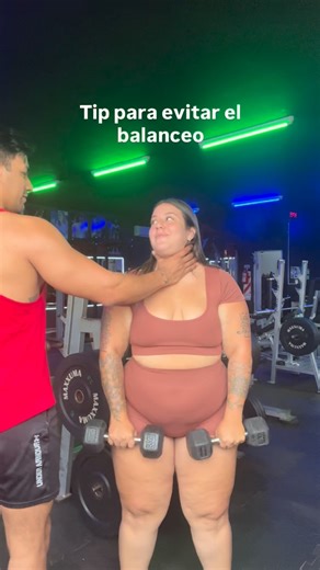 Karli | Activista y Modelo Plus Size on Instagram: "Ok😮‍💨🫦 @samuelsosa_ok Amigas, díganme si quieren más tips 😜 |set de @nossoceu.ropa #humorgym #tips #gymgirls"