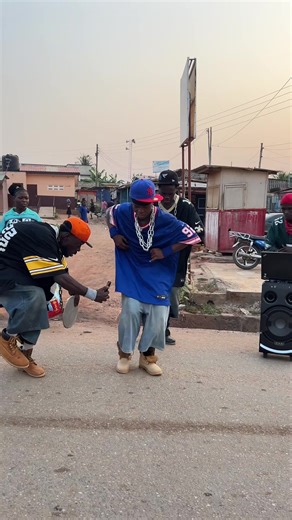 Africa50cent (@africa50cent)’s video of snoop dogg