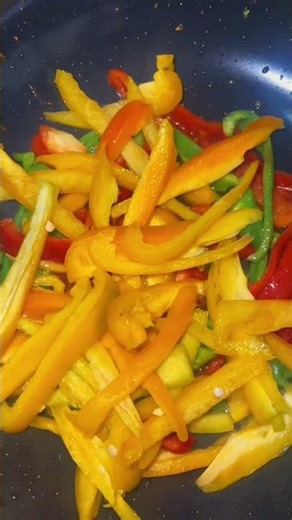 The Secret to Restaurant-Style Spaghetti at Home #easyrecipes #spaghetti #dinnerideas