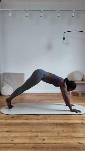 #pilatesworkout #pilatespushup #powerflow