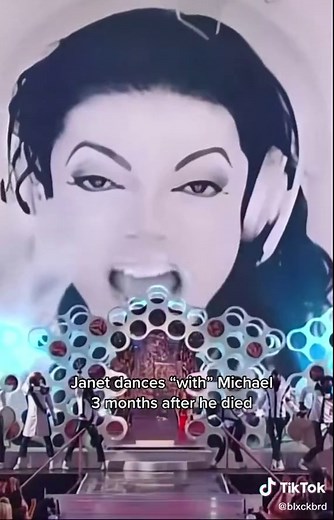 mtv vma’s 2009. unforgettable moment, remembering michael just 3 months after he died #michaeljackson #janetjackson #mj #mjfan #michaeljacksondance #scream #fyp #foryoupage #foryou @applehead.yuh @michaeljacksoncontent