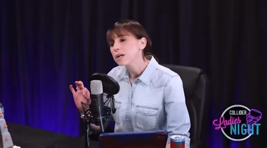 "I was always come back IF I WAS ASKED"I can't explain it, but that's so Daphne"oh I am available, but SOMEONE is not calling me 😒"