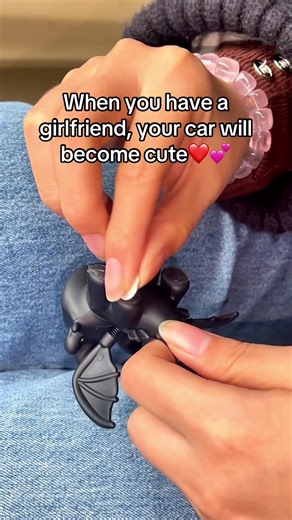 Love This Toothless Keychain from How to Train Your Dragon!