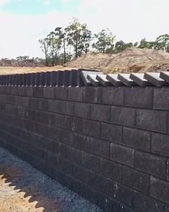 215K views · 650 reactions | Satisfying brick chain reaction! | MetDaan Corner | Facebook