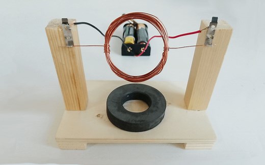 电动机转动的原理