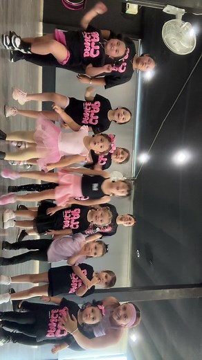 Divertidos Bailes de Bebés en Acción