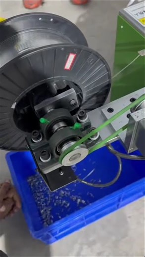 ZIPPER SLIDER CAP AND SPRING ASSEMLBY MACHINE