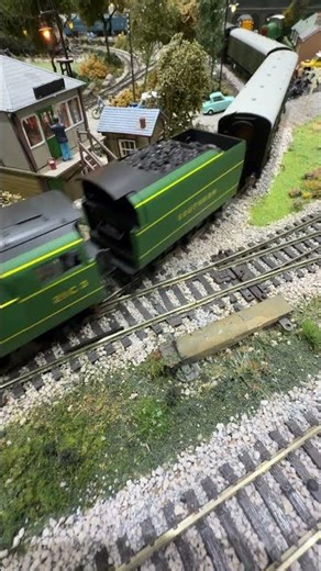 Malachite Green Merchant Navy class.