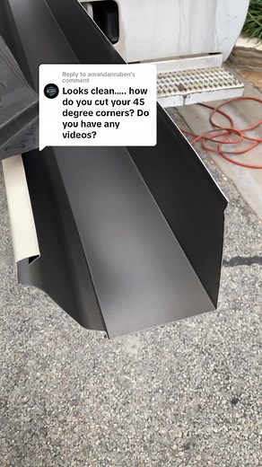 Replying to @amandanruben simple. Just like this. Cutting a 45 degree angle for seamless gutters. #seamlessgutters #gutterinstallation #contractorsoftiktok #fyp #foryou #foryourpage #parati #milwaukeetools