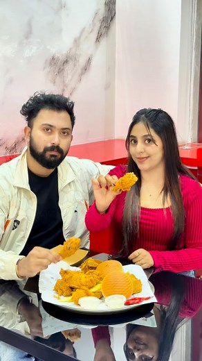 🇶🇦 24 hours opened ഒരു കിടിലൻ Broast spot 🤩 Crispy, juicy & full of flavor! 🍗 @sevenwingscafe.qa 📍Umm Salal Muhammed, Doha 🚚 Free delivery for 24 pieces! 📞 Contact: 70054200 [ best Broasted chicken in Qatar, infused broast, Qatar food spots] #qatar #sonaaju #kerala #qatarmallumusers #qatar🇶🇦 #infusedbroast #broastedchicken #qatarbroast #tastyfood #qatarfoodies #bestfoodspots #qatarinstagram #dohafoodies #wayanad #dohamallu #qatarvloggers #fyp #eateateat | Sona Aju