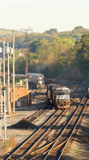A set of locomotives snake through the switches on the east end of Norfolk Southern’s Conway yard in Conway, PA. | Craig Hensley Photography
