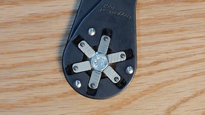 1.7M views · 20K shares | This wrench grips from all sides (via...