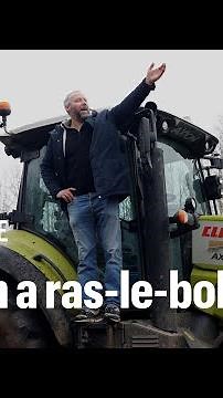 « Nous, on a des racines » : des agriculteurs en colère bloquent l'A16 jusqu'à nouvel ordre