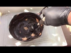 Cleaning a Rusty Cast Iron Pan with Rustoleum Rust Dissolver Gel Formula
