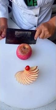 Apple cutting method