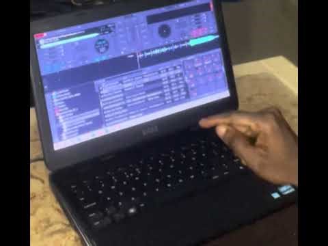 DJ Beginner Tutorial: How to Mix Songs Like a Pro (Step by Step)”