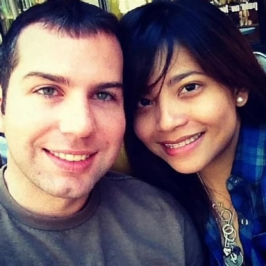 Jonathan Ross, the ICE agent and shooter who fatally killed Renee Nicole Good in Minneapolis, Minnesota, is married to a wife of Filipino heritage, has children, and comes from parents including supportive father Ed and a sister So, Jonathan Ross, the ICE agent that murdered Renee Nicole Good, has a Mail-order Bride Photos of family in comments Section | Uhuru Kenyatta supporters