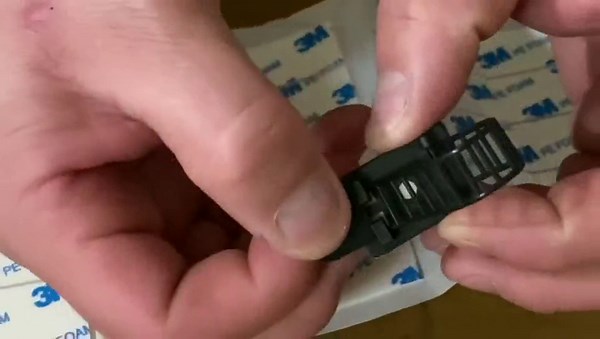 Adjustable Self-Adhesive Nylon Cable Tie mounts Cable Straps with Optional Screw Cord Clamps for wire management(50pack)