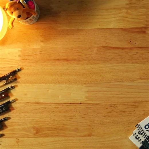 🎻 The little detail that makes a big difference—Rosin! From warm, smooth tones to sharp, precise attacks, the right rosin helps bring out the best in your instrument. ✨ Discover our curated selection of rosin for violin, viola, cello, and bass—because every bow deserves the perfect partner. | Shar Music