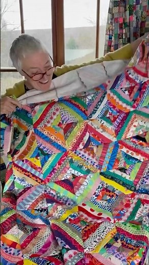 An Easy Method of Stitching Together Quilt Tops! #sewinghacks #quilting