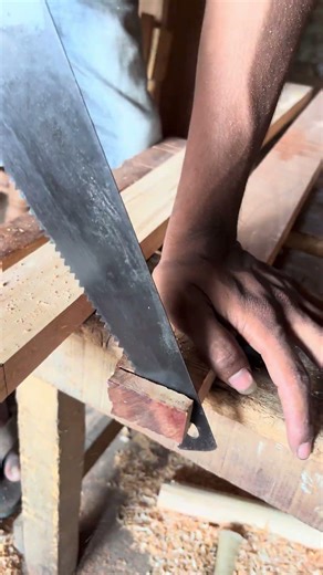 Satisfying Hand Saw Cutting 🔥 #Woodworking
