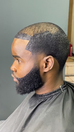 Black dye 🐐 #Haircut #blackdye #inecto #barber#barberlife #cleanhaircut #sunnyside #pretoria #pretoriabarbershop | Tshishonga Thembie