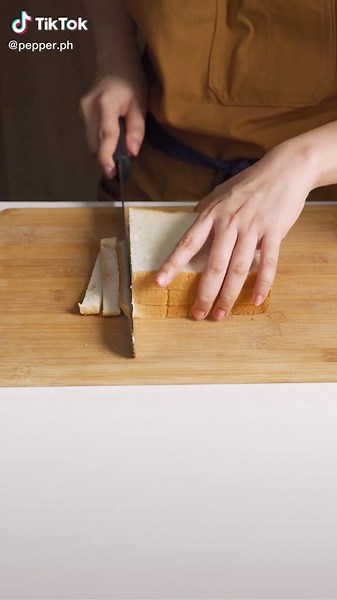 TRUE OR FALSE: Croutons are the best part of the salad. 🍞 Here’s how to make them with white sandwich bread, clarified butter, and an oven or a pan. Garnish over salads and soup, or snack on their own! #pepperph #crouton #croutons #croutonsareyummy_ #salad #easyrecipe #cooktok #caesarsalad #recipesoftiktok #easyrecipe #kaintayo #fyp #fypシ #xyz #phoodtrip