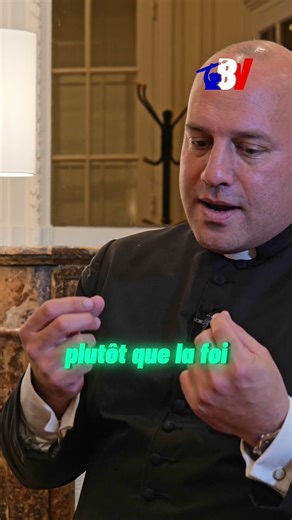 As a Christian, I feel you are exploiting Christianity | Zemmour/Raffray debate