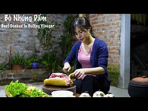 Beef Soacked in boiling vinegar - cooking perfect food in my birthday, so surprise | Bep Nha Minh