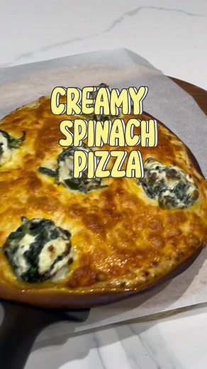 Homemade Creamy Spinach Pizza Recipe