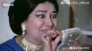 💞 "Kinoga bo'lgan cheksiz muhabbat" tufayli yaralgan "Zita va Gita" filmi. 🎞️ Shu film orqali Dharmendra va Hema Malini oila qurishganidan xabaringiz bormi? Sanjiv Kumar esa Hema Maliniga erisha olamay boshqa ayolga uylangan va Hema Maliniga bo'lgan muhabbati umrini oxirigacha saqlanib qolgan "Zita va Gita" Hindiston filmi 2-yanvar, bugun 🕛 12:20 da, eng "Sevimli" telekanalingizda o'tkazib yubormang! ✅ Telegram | 📸 Instagram | 💬Facebook | 📹 YouTube #sevimlifilm #sevimlikino #sevimli #tvsev
