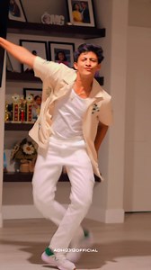 Tripping High High High ❤️❤️ ✨🌟 @hrithikroshan @jrntr__ #hrithikroshan #trippinghigh #war2 #trendingsongs #bollywoodnews #trendingdances #feelit #explorepage✨ #war2song #jntr | Adhi2312official