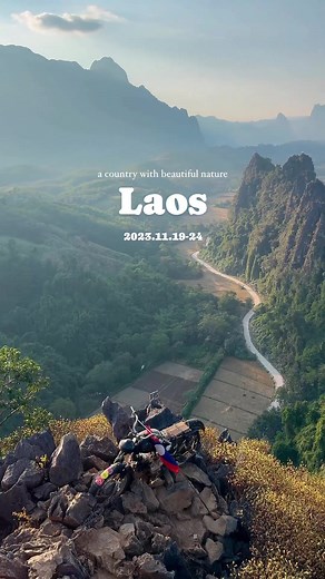 ⛰𓈒𓏸 その他の投稿もcheckしてね→ @miiicamera 東南アジアの内陸、山に囲まれた国 東南アジア最後の秘境とも言われている 🇱🇦Laos に行ってきました🙌 久しぶりの行ったことない国🥺 全てが新鮮で楽しくて最高の時間だった！ 11日間の東南アジア周遊のうち、 6日間をラオスで過ごしたけど 魅力がありすぎて 全然時間が足りなかった😭 またオススメスポットは 個別でpost出来れば良いなと。。 投稿したい写真も動画もネタも🤣 沢山あるんだけどねなかなかww ①ラオスのimmigration 陸路での国境超え新鮮だった ②バンビエンのビューポイント ③久々のバイク🛵 予想外にデカくて大惨事 ④世界遺産の街ルアンパバーン ⑤ラオスで象使い🐘になってきた ⑥クワンシーの滝の頂上のブランコ ⑦プーシの丘 スズメを飛ばす謎の儀式 📍 : Laos🇱🇦 📷 :iPhone 🗓 :2023/11 ✤✤✤✤✤✤✤✤✤✤✤✤✤✤✤✤✤✤✤ #🇱#🇱🇦ラオス旅行 #laostravel #asiatravel #Laos #LuangPrabang #van