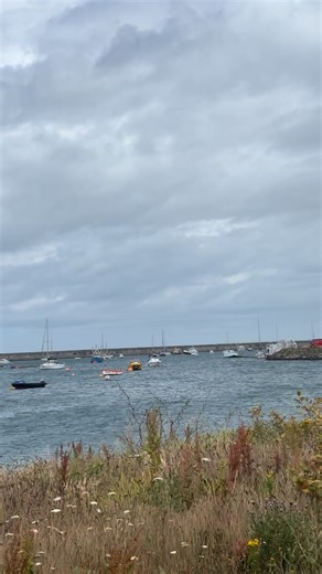 Nice to relax but too windy #Holyhead #anglesey #wales #beach | JeyanneTours