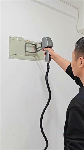 Handheld laser printer test Metallic tattoos that cannot be erased or scratched!