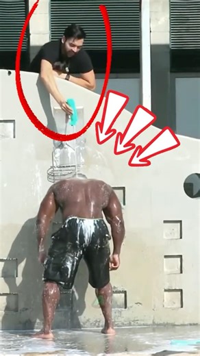 The Shampoo Prank that went Wrong. #crasy #prank #bodybuilder #facts