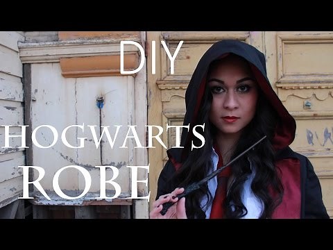 DIY: Hogwarts Robe