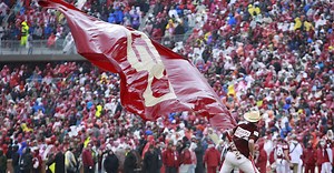 With Bob Stoops gone, Oklahoma adds a former head coach to its staff