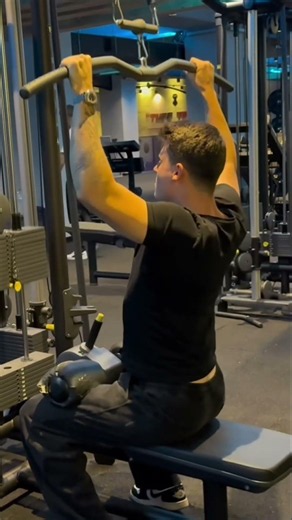 One of the most effective exercise for back! #natty #fitnessmotivation #fitnesstransformation
