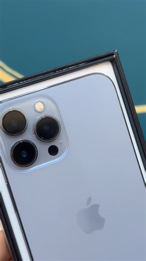 Treasure -Эрдэнэс - Баталгаат гар утас худалдаа on Instagram: "📱 iPhone 13 Pro Max — 256GB 🌍 LL/A хувилбар 🔋 Battery Health: 100% 😱 💰 Үнэ: 1,750,000₮ ✨ Маш цэвэрхэн, гүйцэтгэл 100% 📸 Pro Max камер + том дэлгэц = төгс сонголт 🎁 Дагалдах бэлэг: • Шилэн наалт • Кейс • Adapter • USB • Баталгааны хуудас 🚗 Бэлэн нөөцөөс шууд хүргэлттэй! 📞 Холбоо барих: 90080004 📍 Хаяг: Төв Теди ертөнцийн зүүн талд Чингэлтэй дүүрэг, Глобал төв (8 давхар бор барилга), 2-р давхар — 205 тоот 💎 Эрдэнэс баталгаат