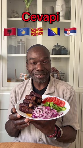 Cavapi waren sehr sehr lecker danke für den Tipp #albaner #kosovo #balkan #cevapi #foodtok