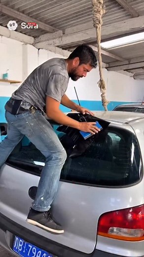 💥 A quién no le ha pasado esto? 💥 Estás moldeando el medallón trasero, todo va perfecto y de repente, crack! 😩 Ese momento en el que el vidrio decide romperse sin avisar. Solo los que polarizan saben lo que se siente 😅 . . . #polarizado #windowtint #autotint #tinterlife #tinter #tintshop #carwindowtint #vidriotrasero #fail #tinting #tinterproblems #reel #highlights #eltinterdelasvegas | Jose Avalos