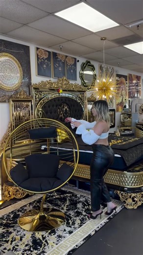 🔥 TAX REFUND SALE STARTING NOW 🔥 🔥the lowest prices of the year from today🔥 THE BIG DEAL OF THE YEAR 😍 all available in stock same day delivery 🚚 ✅ hablamos espańol 🔹Come Visit Our Showroom at: 9864 Fondren Rd Houston Tx 77096 📱 832 212 1998 📞 713 492 2788 #houston #houstontx #furniture #texas #exotic_home_furniture