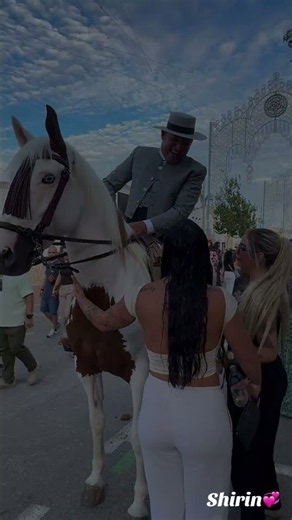 Ojos de cielo, alma de nobleza Feria de Fuengirola 2026