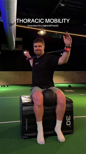 ↓ Struggling with a Tight Back? __ Your mid-back (thoracic spine) often guides the way for everything above and below it. If it’s stiff, you’ll feel it in your shoulders, your neck may overwork and your lower back tries to fake rotation. Once you free it up - tons of things feel smoother, such as your lifts, breathing, and your running stops feeling “jammed” too 👌 1. Seated Dowel Rotations with adductor squeeze 2. Half Kneeling Plate Rotations 3. Thread the Needle to Reach 4. Foam Roller KB Tho