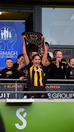 For the first time in 22 years Crossmaglen are Armagh Senior Camogie champions 🔥🏆 Armagh Camogie Ulster Camogie The Sideline Eye | Rebecca Dobbin Donaghy Photography