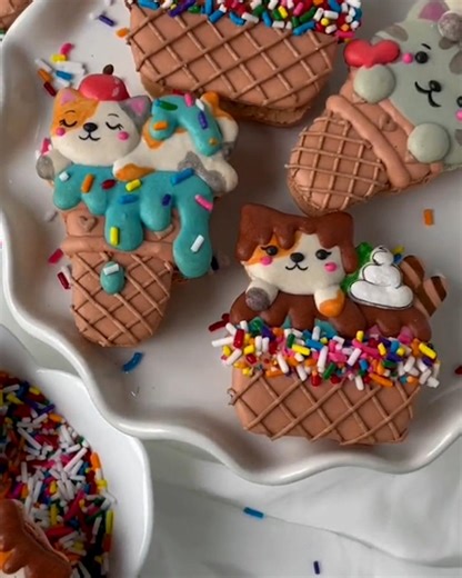 Order your macarons here: https://bit.ly/3mS3h6y . Follow @macanomnom (https://www.instagram.com/macanomnom/) to keep up with Salinda's macaron theme launches. | BuzzFeed