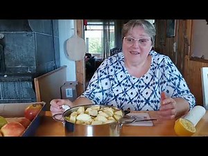 Kausi 1; Erikoisjakso 7: Omenahilloa ja omenamehua - Tapahtuu mummolassa !